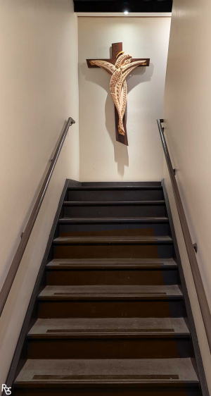BodyOfCHristCrucifix_installed